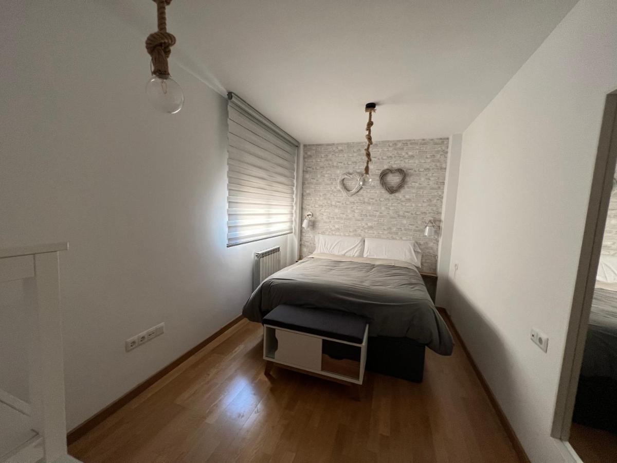 El Llano Zaragoza Apartment ภายนอก รูปภาพ