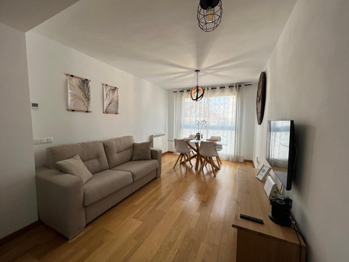 El Llano Zaragoza Apartment ภายนอก รูปภาพ